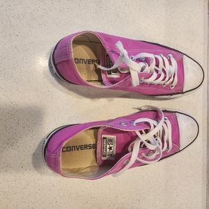 Converse Chuck Taylor All Star Unisex Low Top Shoe Dark Pink